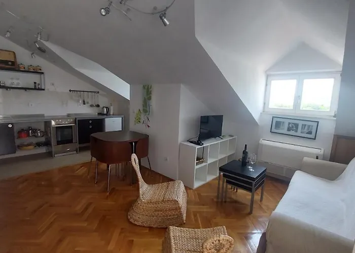 Apartment Lati