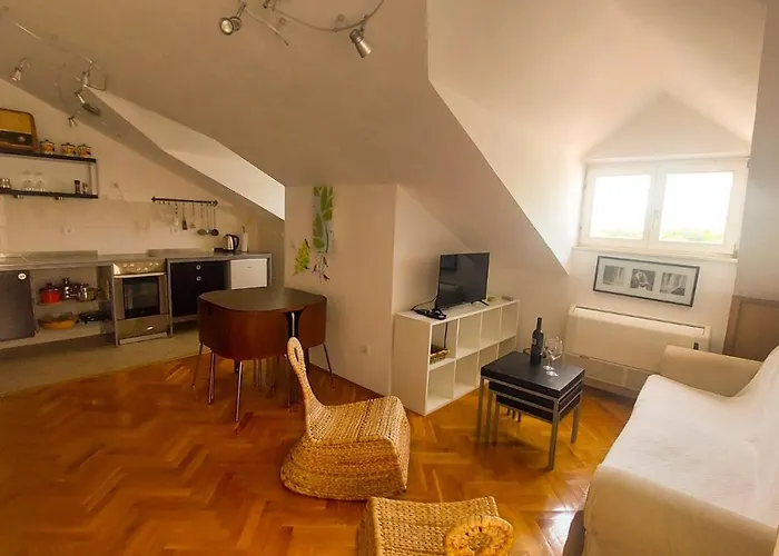 Apartment Lati